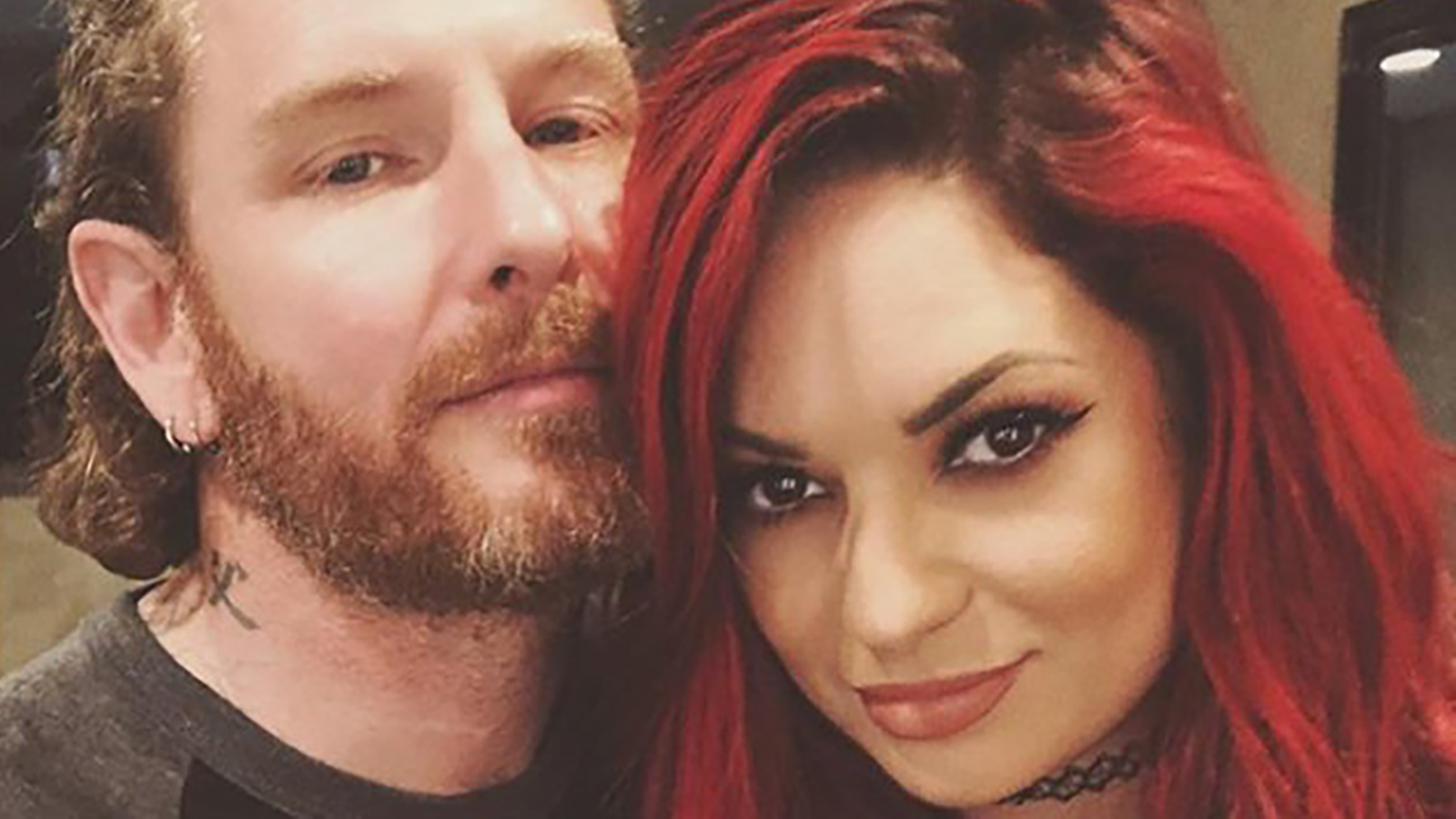 Corey Taylor and Alicia Dove Get Married in Elvis-Led Vegas Ceremony