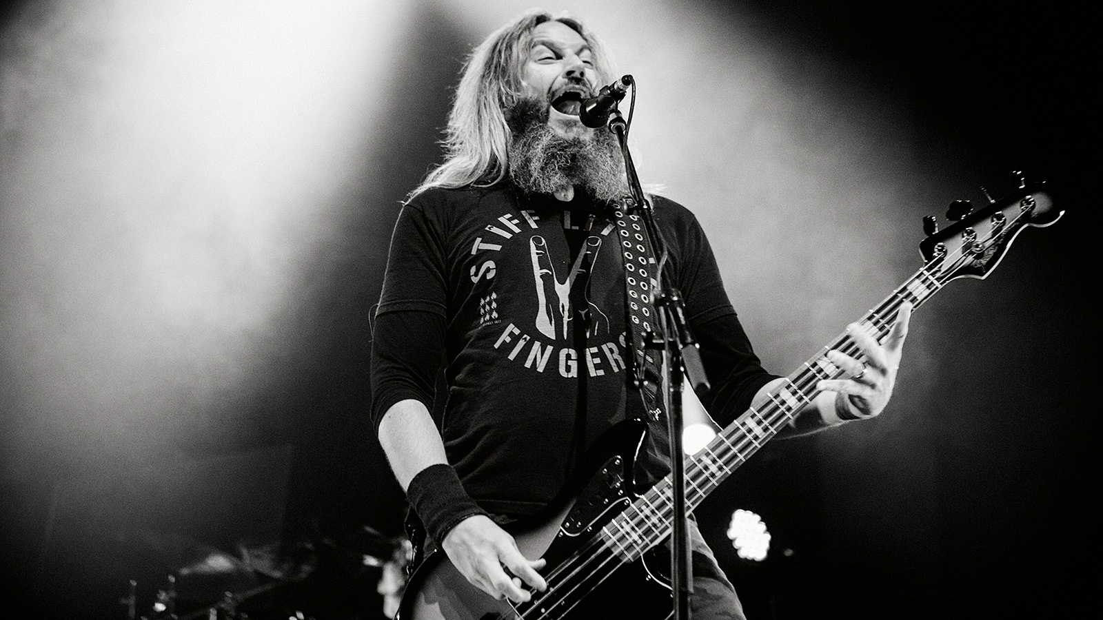 Mastodons Troy Sanders To Play Bass For Thin Lizzy On Summer Festival Tour Revolver 