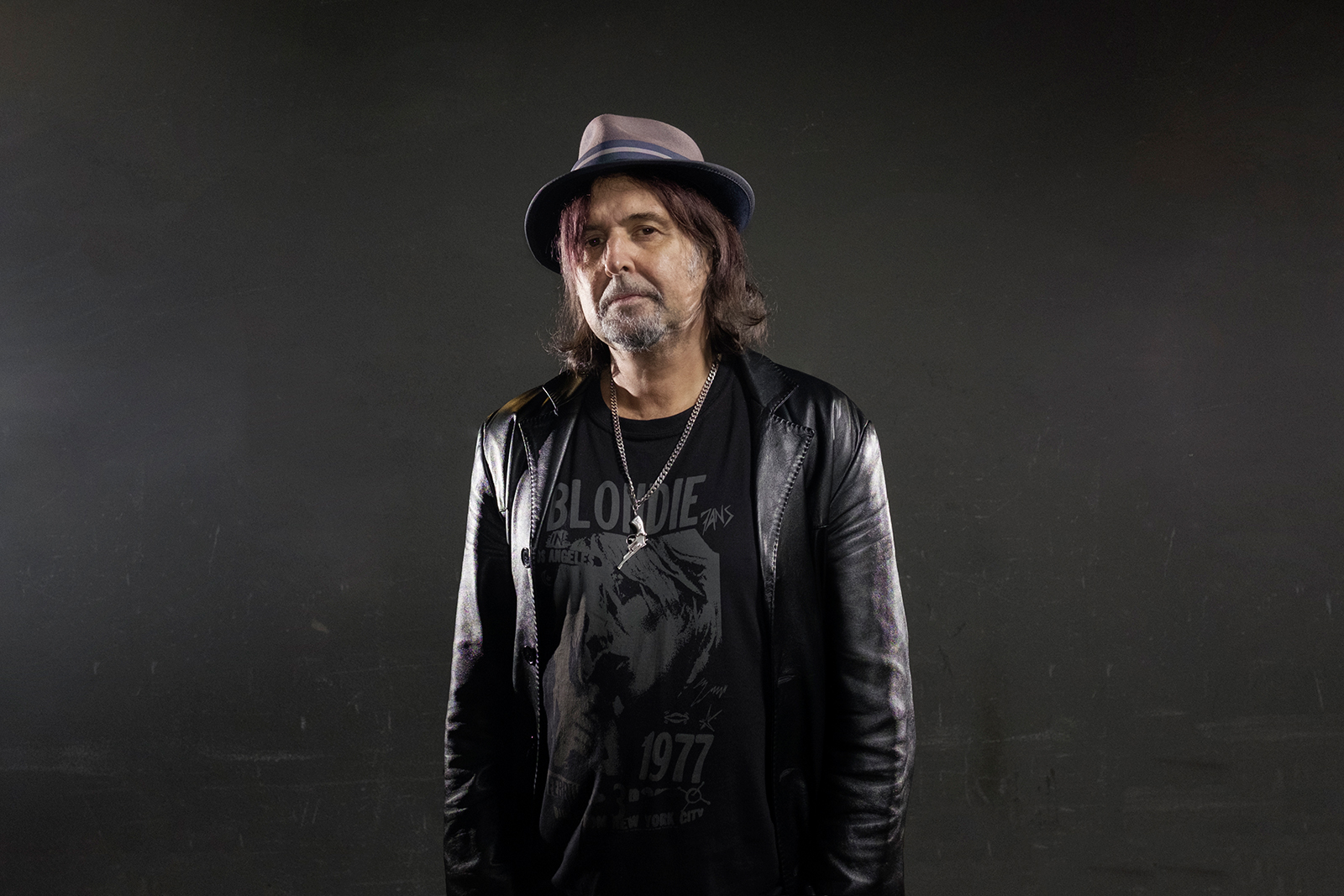 Phil Campbell on Lemmy, Amphetamines, New Band With "Bastard" Sons |  Revolver