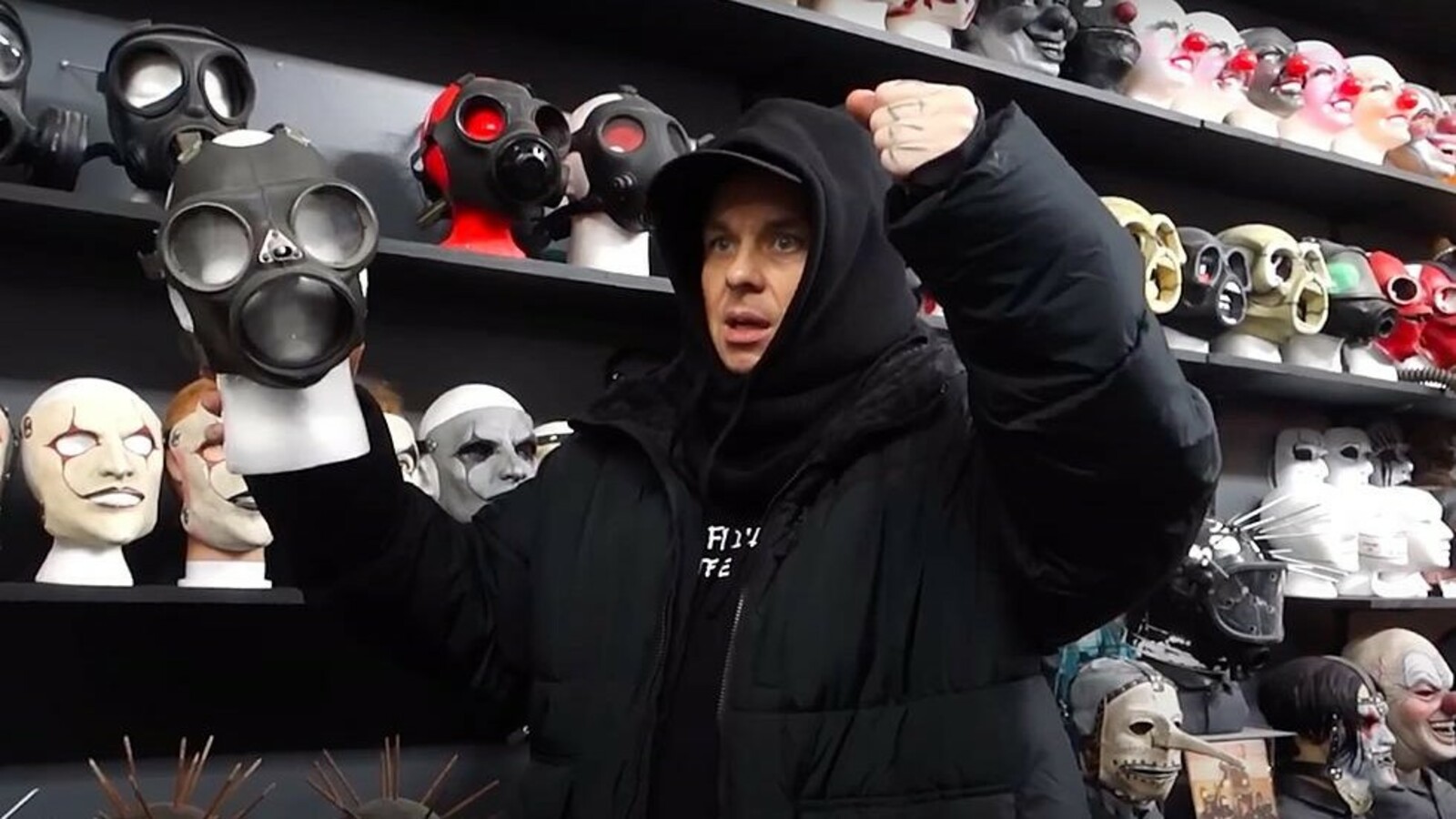 See Sid Wilson Visit Biggest Slipknot Collection in World |