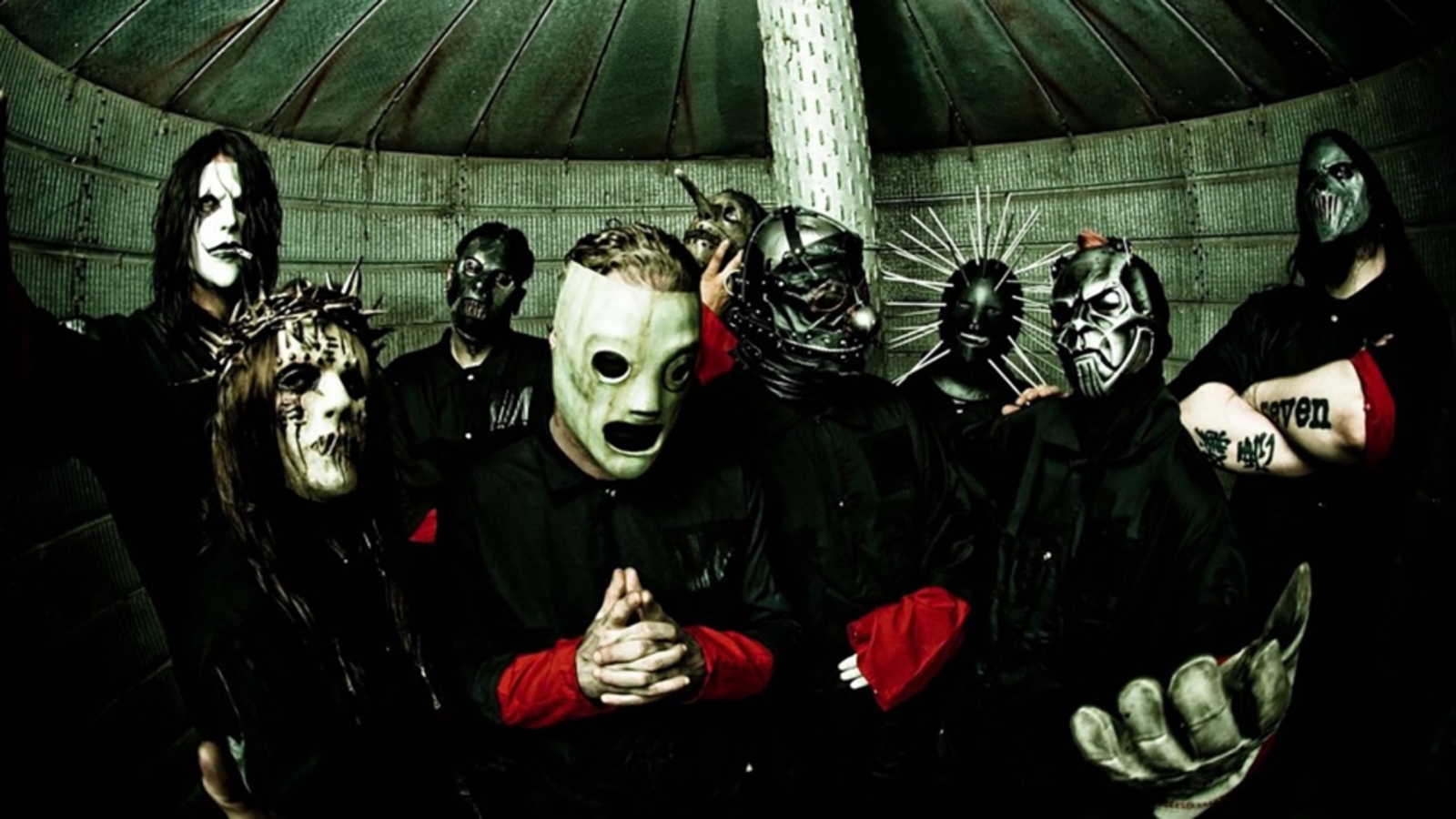 Slipknot Pay Tribute to Joey Jordison: "Without Him There ...