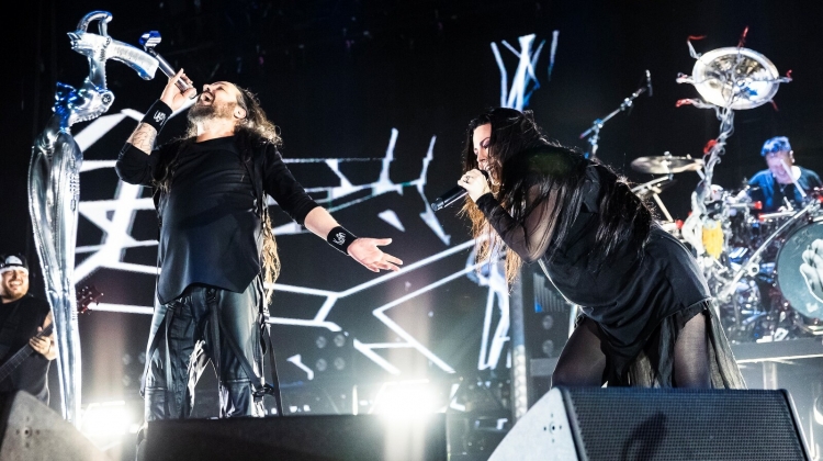Korn Evanescence Amy Lee Live 2022 1600x900, Steve Thrasher