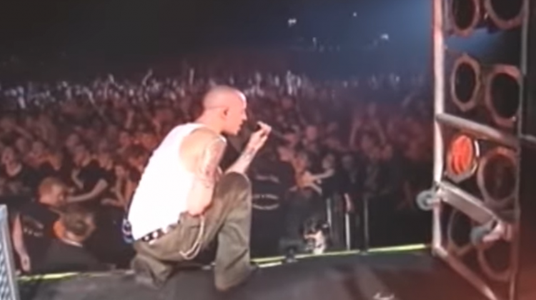 Linkin Park in the end live screen 