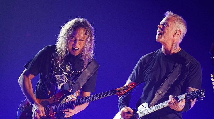 metallica GETTY live 2022 helping hands, Jeff Kravitz/Getty Images for P+ and MTV