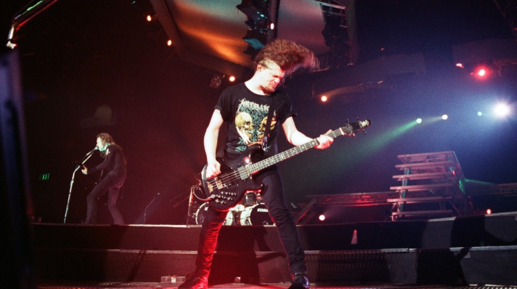 Jason Newsted James Hetfield Metallica live 1992 getty , Steve Murphy/Mirrorpix/Getty Images